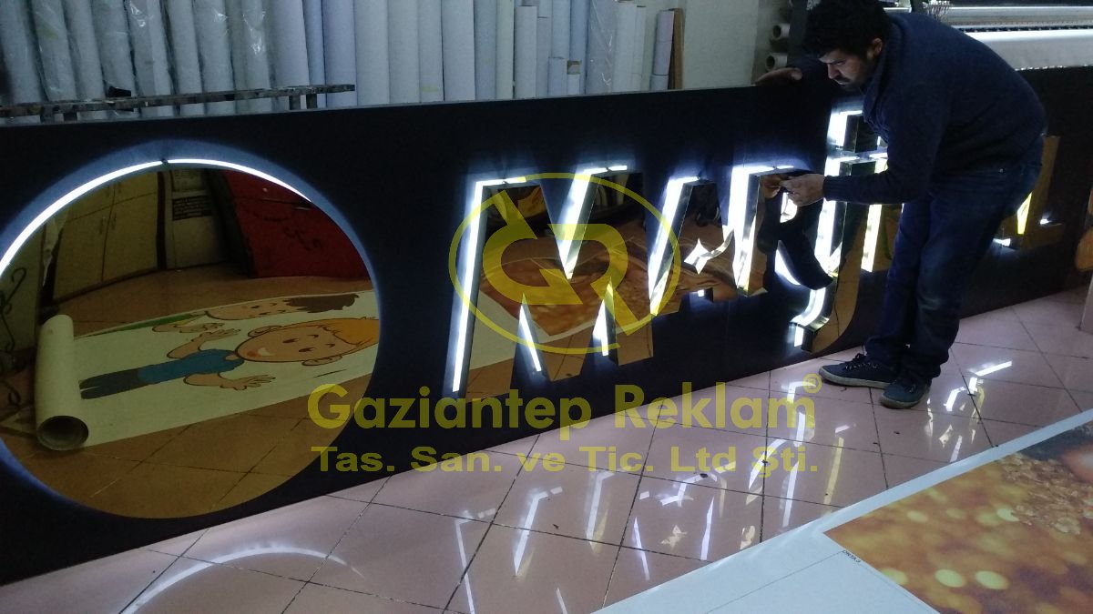 Lüks Aynalı Krom Kutu Harf Tabela İmalatı